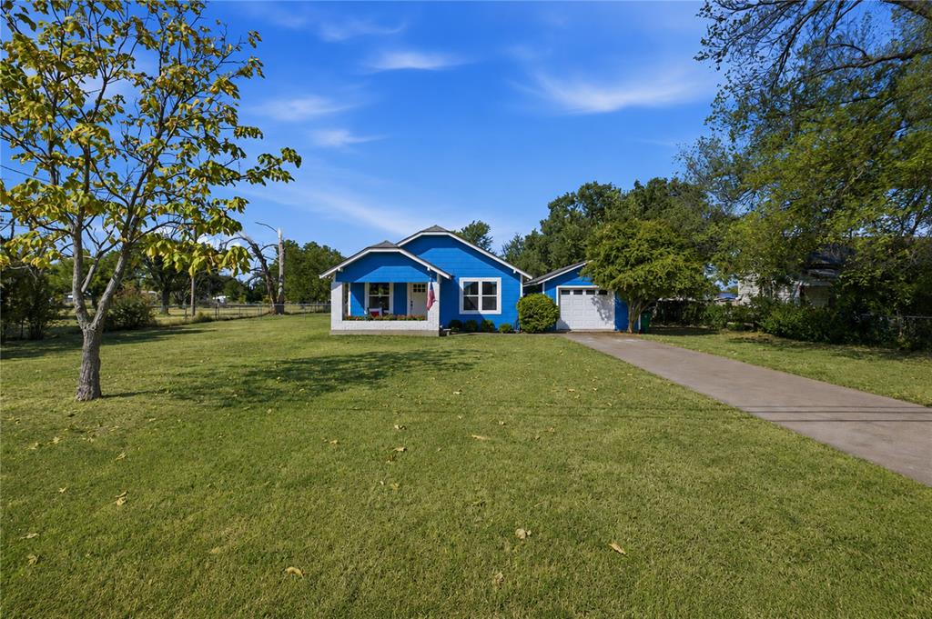 504 Fannin Street — photo