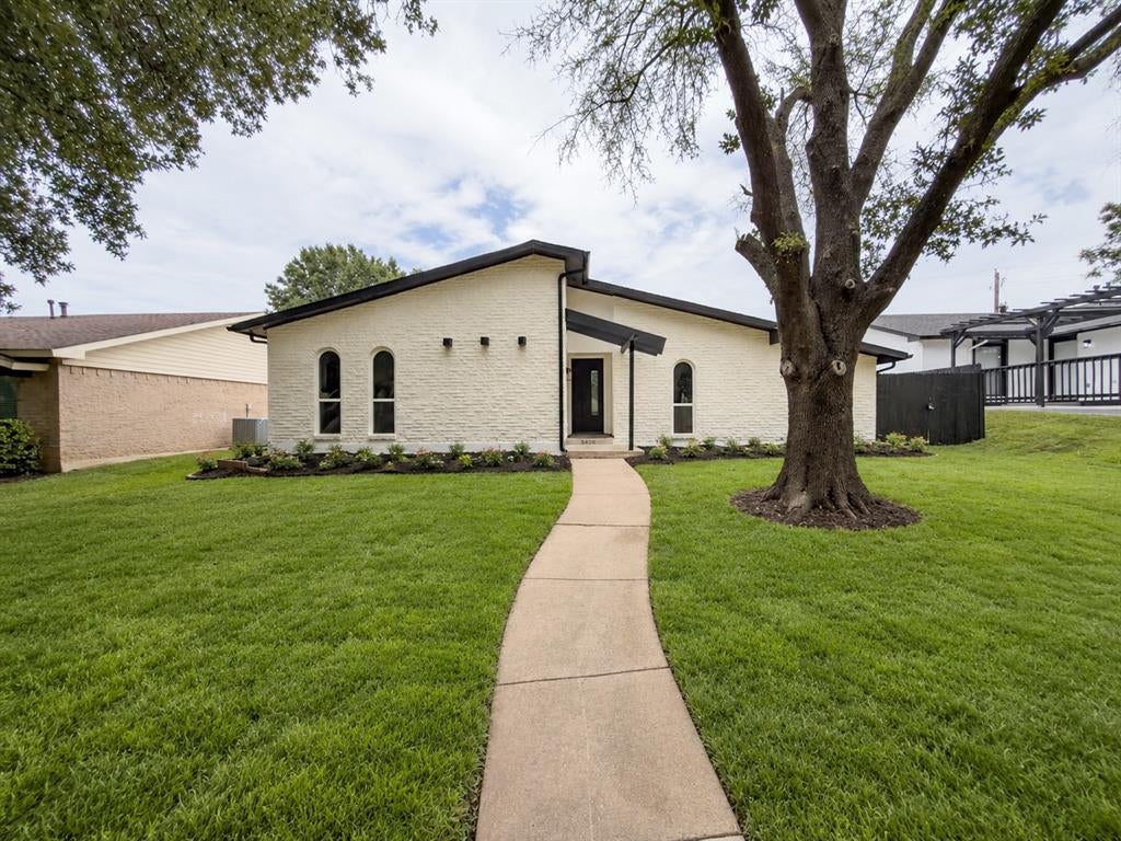 3406 Country Club Drive — photo