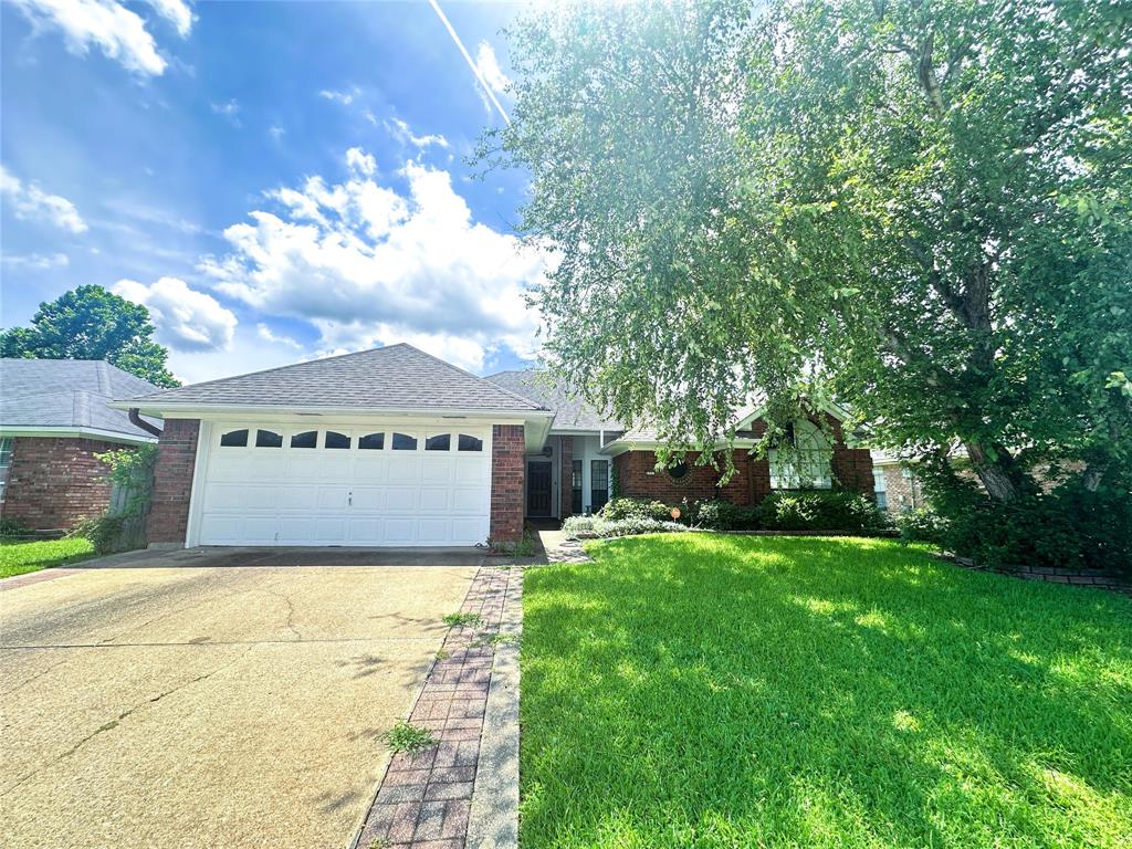 5721 Bluebonnett Drive — photo