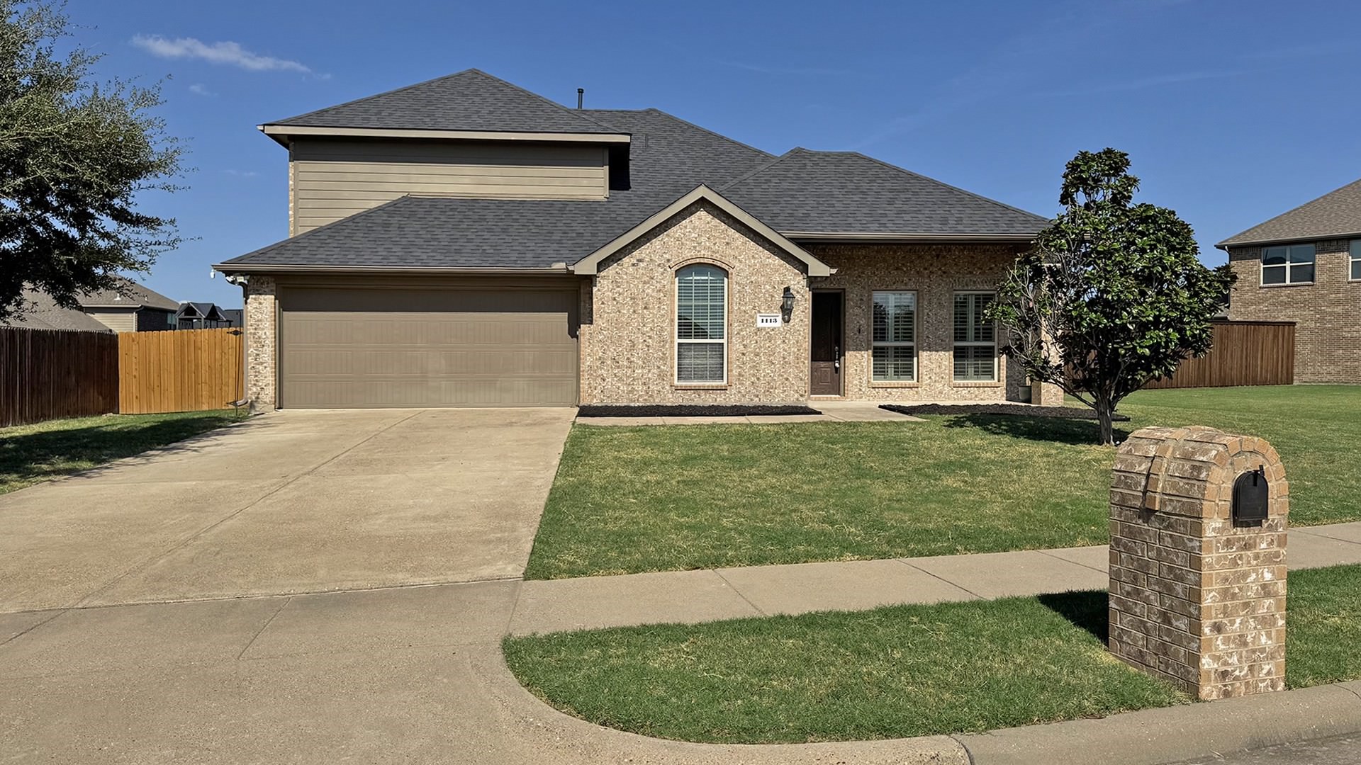 1113 Seguin Road — photo