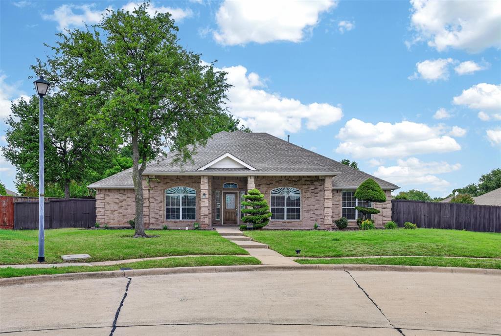 3002 Silver Springs Way — photo
