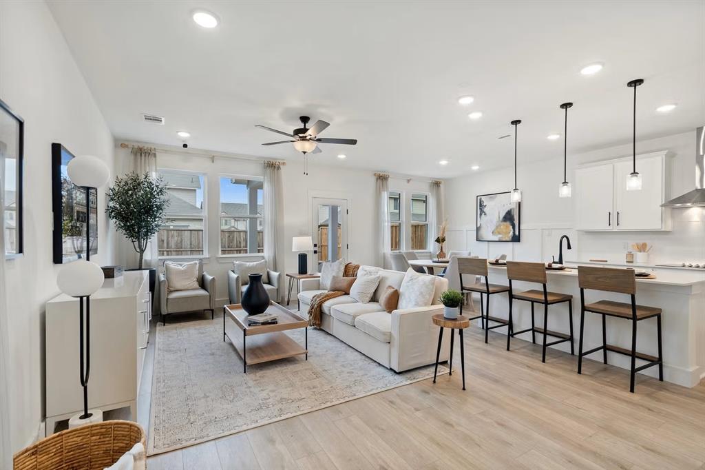 3010 Ethan Lane — photo
