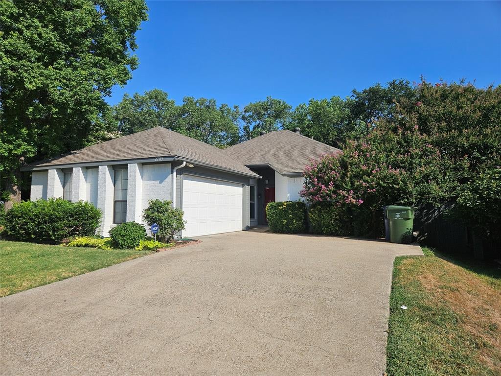 2705 Francisco Drive — photo