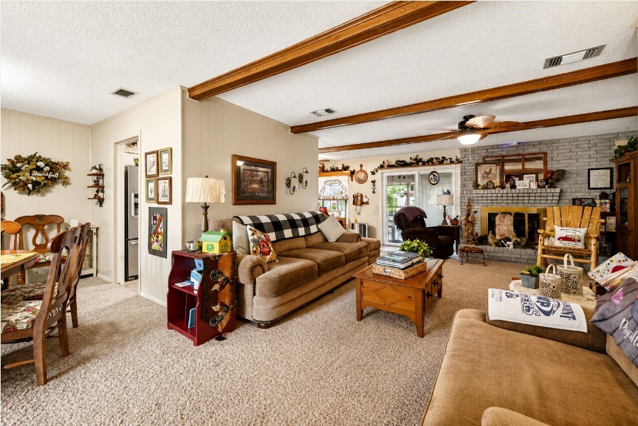 1022 Robin Road, Oak Ridge, TX 75161 — photo 2