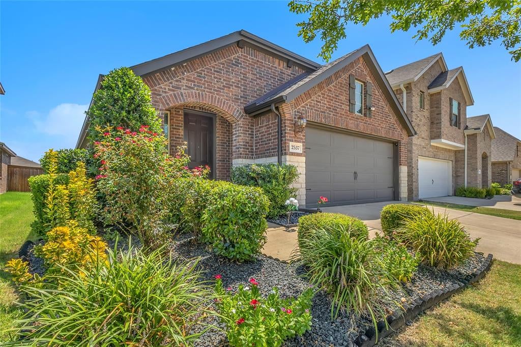 2537 Pettus Drive — photo
