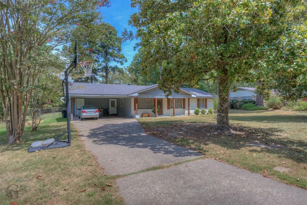 6716 Bolinger Drive — photo