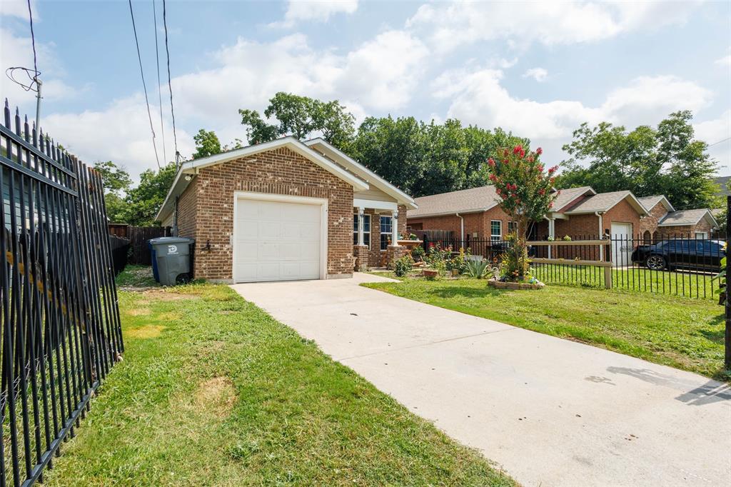 1735 Mcbroom Street — photo