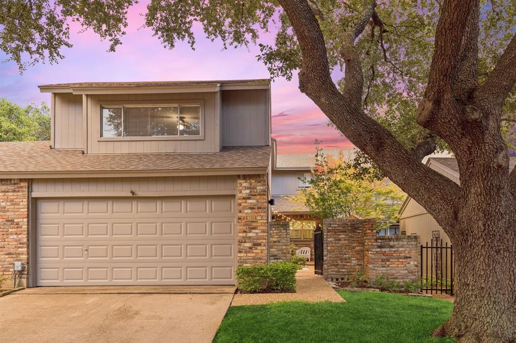 9622 Highland View Drive — photo