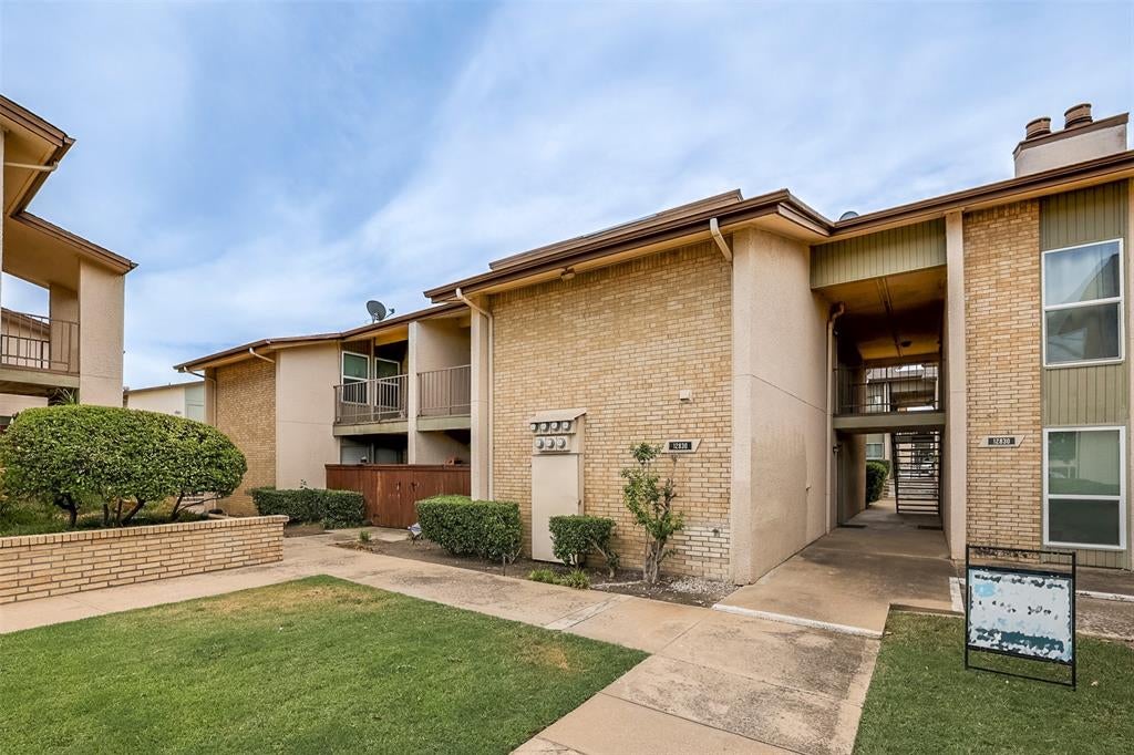 12830 Midway Road 2118 — photo
