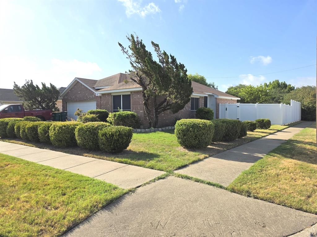 801 Ragland — photo