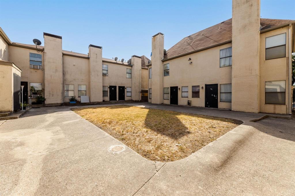 7030 Fair Oaks Avenue 103 — photo