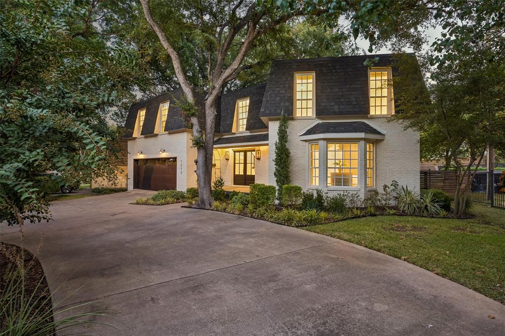 1212 N Oak Cliff Boulevard — photo
