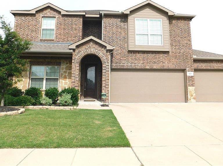 910 English Ivy Drive — photo