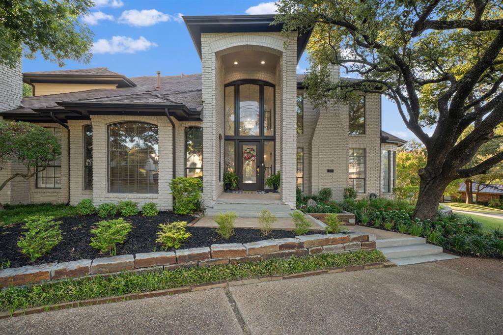 100 Krohn Court — photo