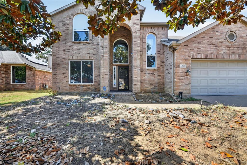 1515 Nightingale Lane — photo