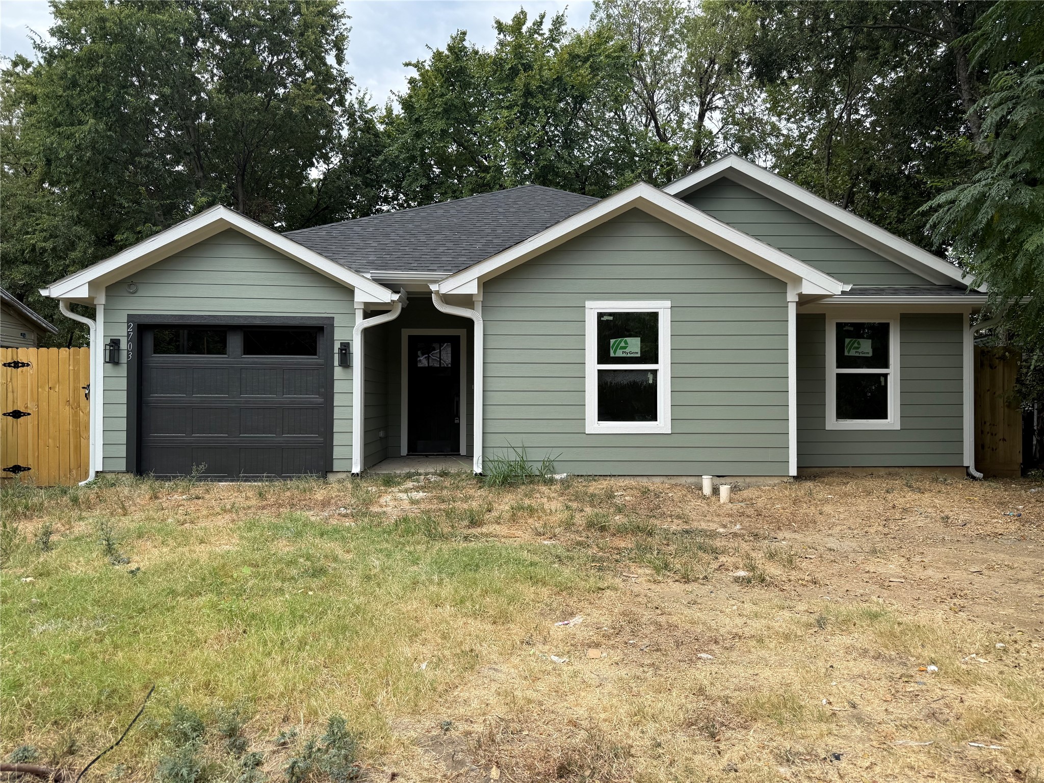 2703 Springdale Street — photo