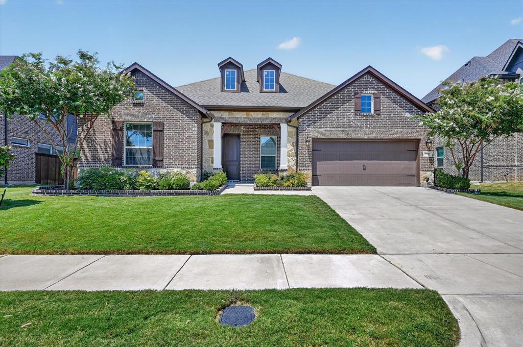 2807 Carrington Drive — photo