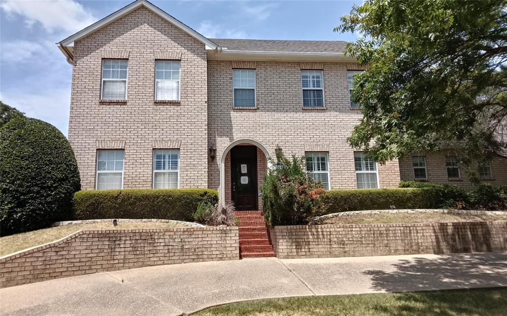 1116 Scotts Way — photo