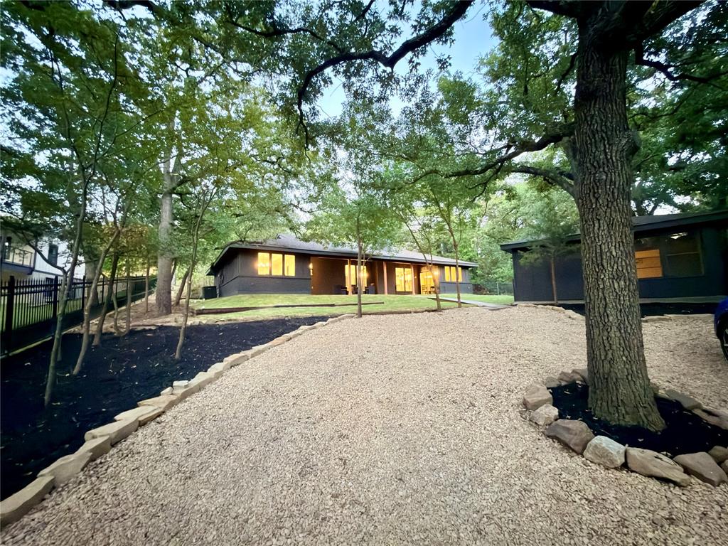 341 Scenic Drive — photo