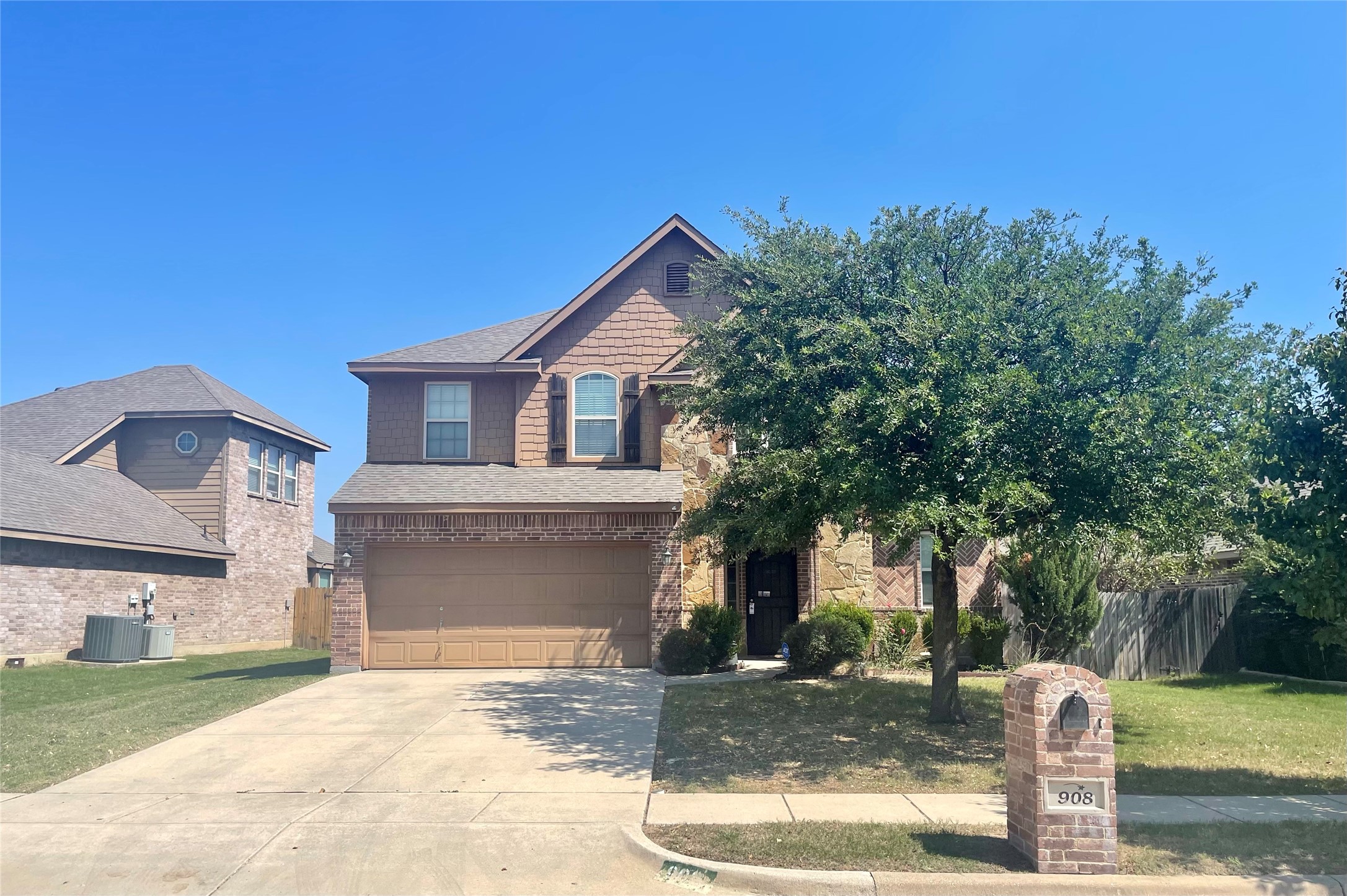 908 John Kennedy Drive — photo