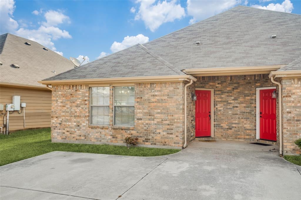 1114 Mulkey Lane — photo