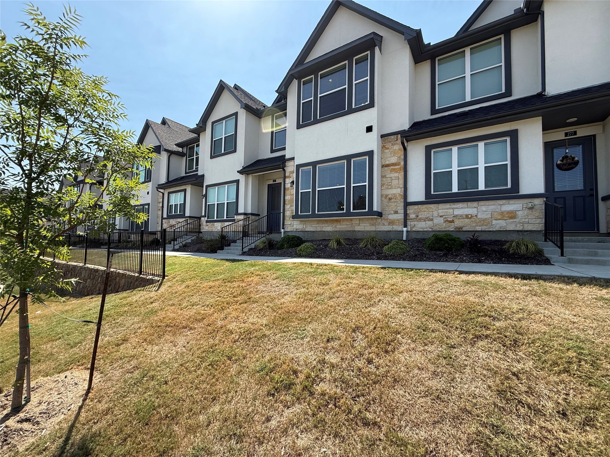 267 Mule Deer Mews — photo