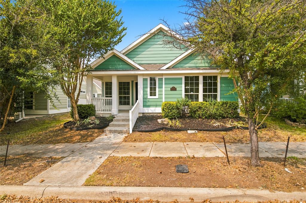 1401 Live Oak Lane — photo