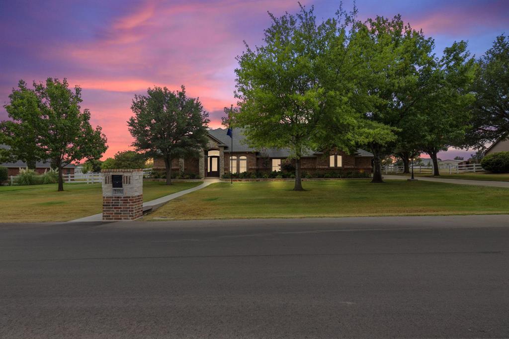 2100 Meadow Springs Drive — photo