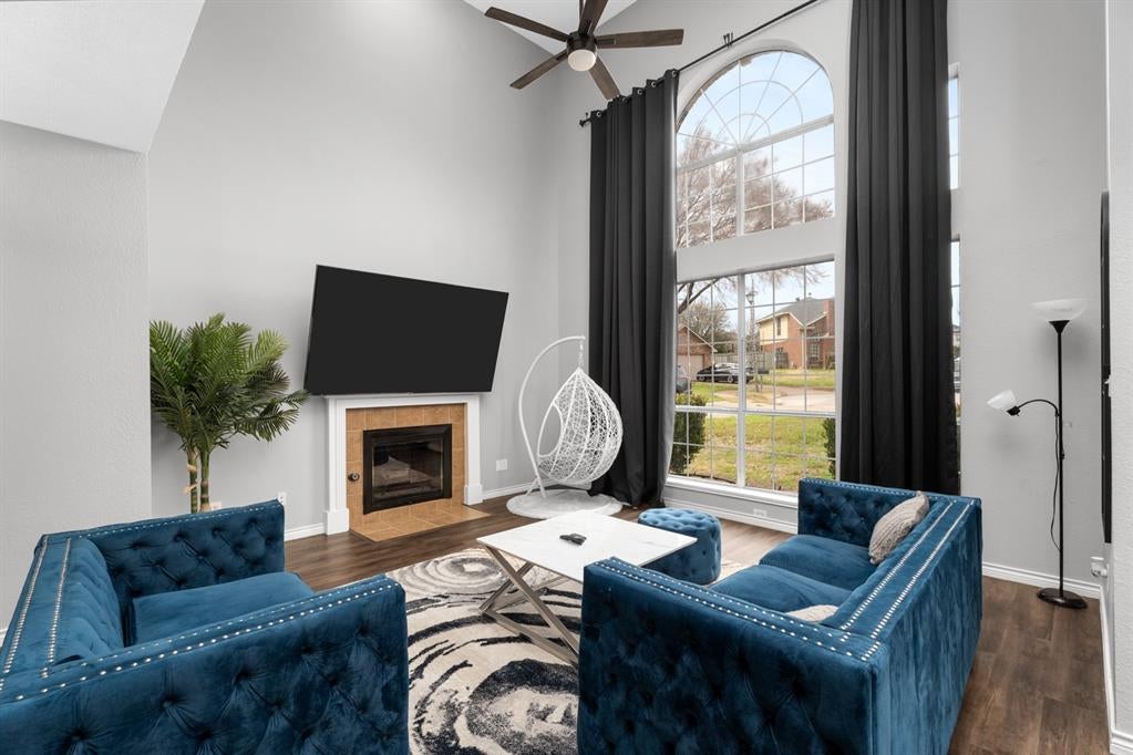 2422 Whispering Cove Circle — photo
