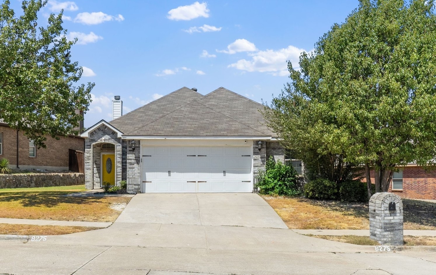 8275 Clarksprings Drive — photo