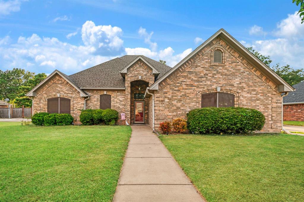 1725 Meadowview Drive — photo