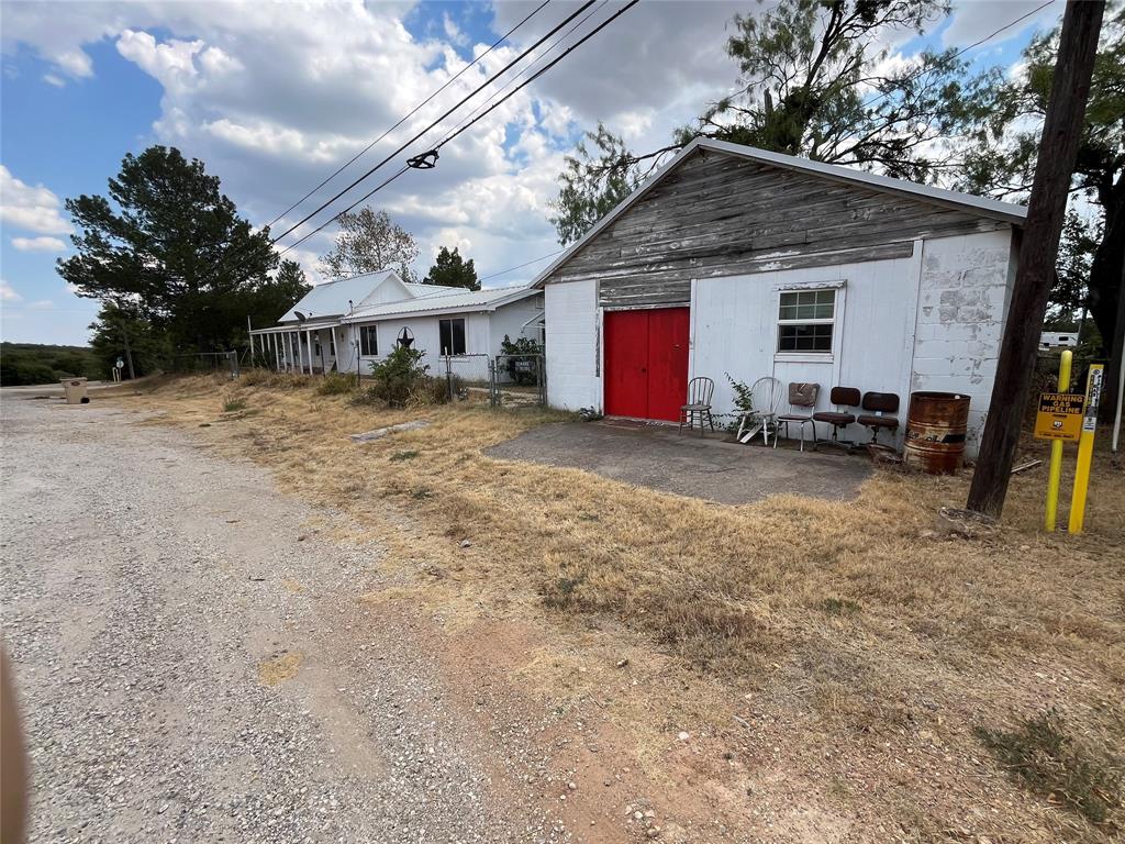 541 E 3rd Street, Baird, TX 79504 — photo 3