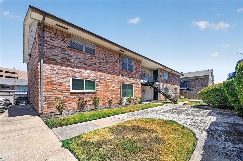 8071 Meadow Road 219 — photo
