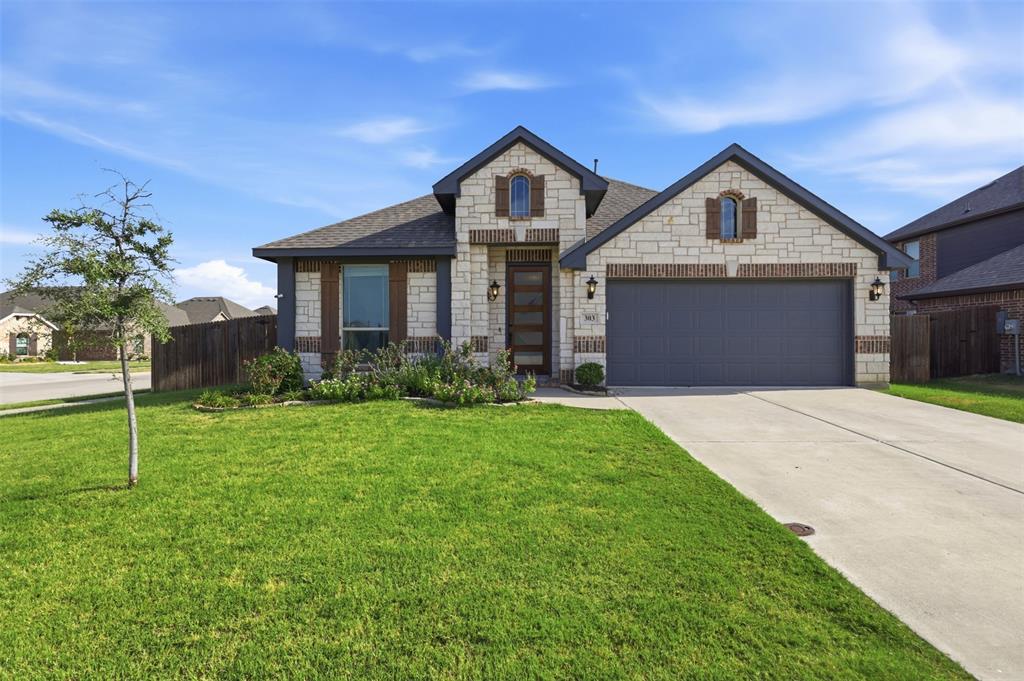 303 Pineview Lane — photo