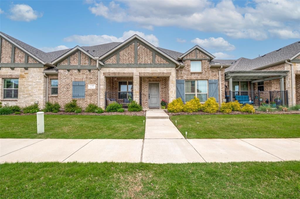 1130 Foxglove Lane — photo
