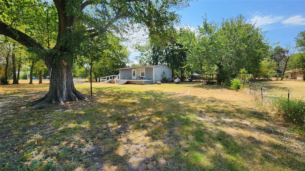 197 Gladys Street — photo