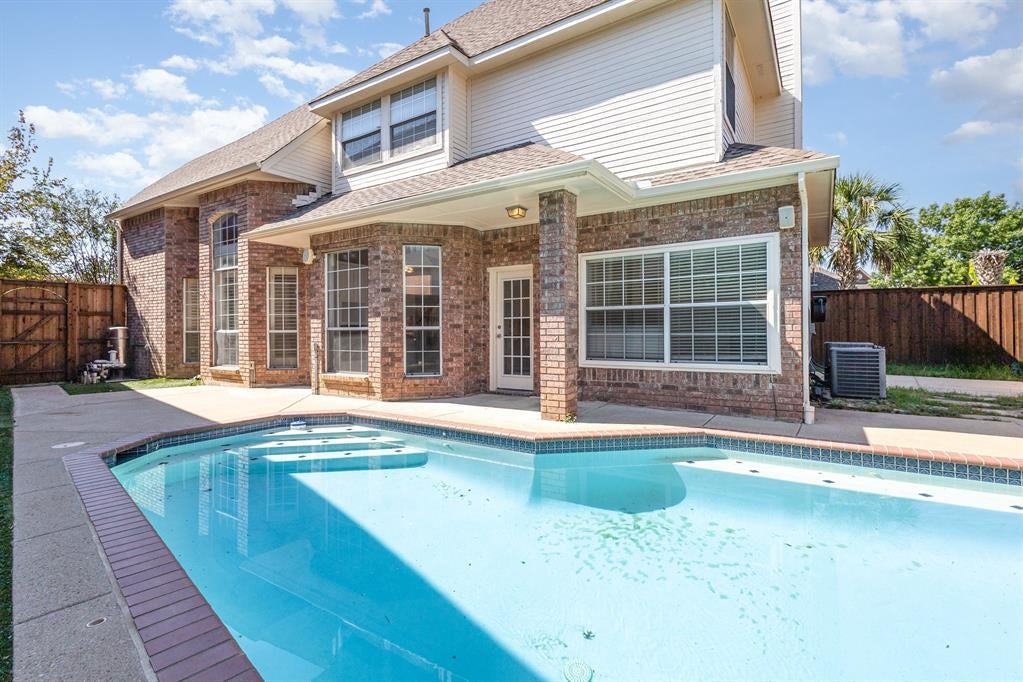 906 Beau Drive — photo