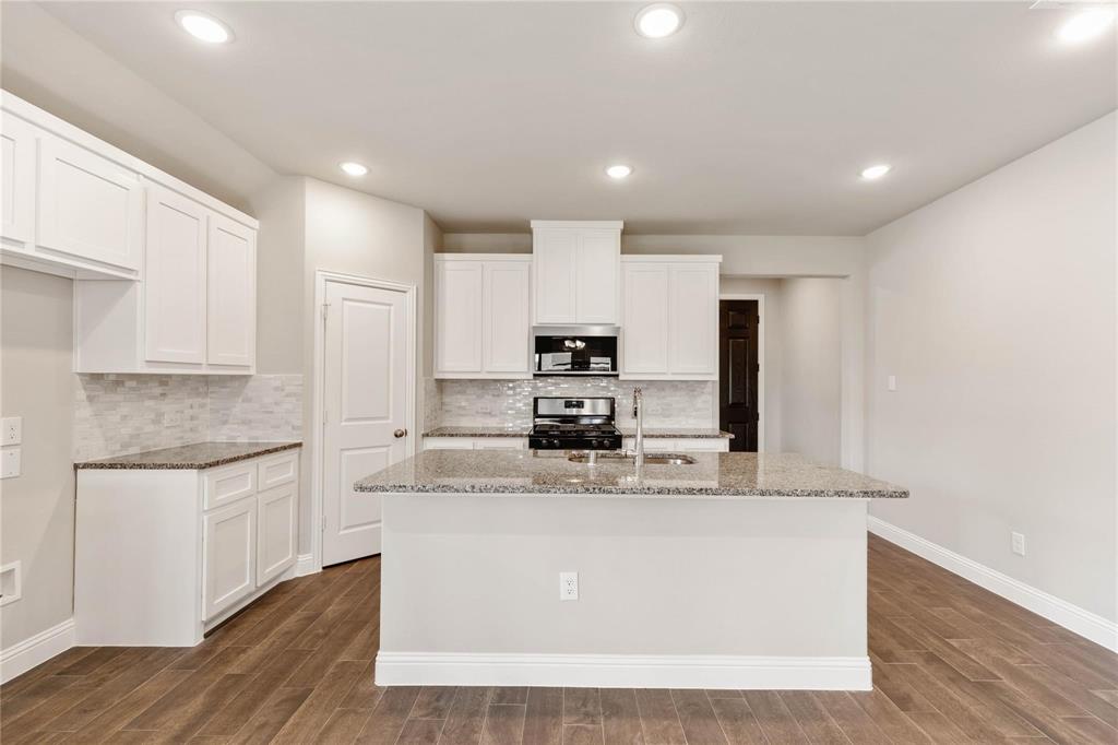 1253 Carinna Drive — photo
