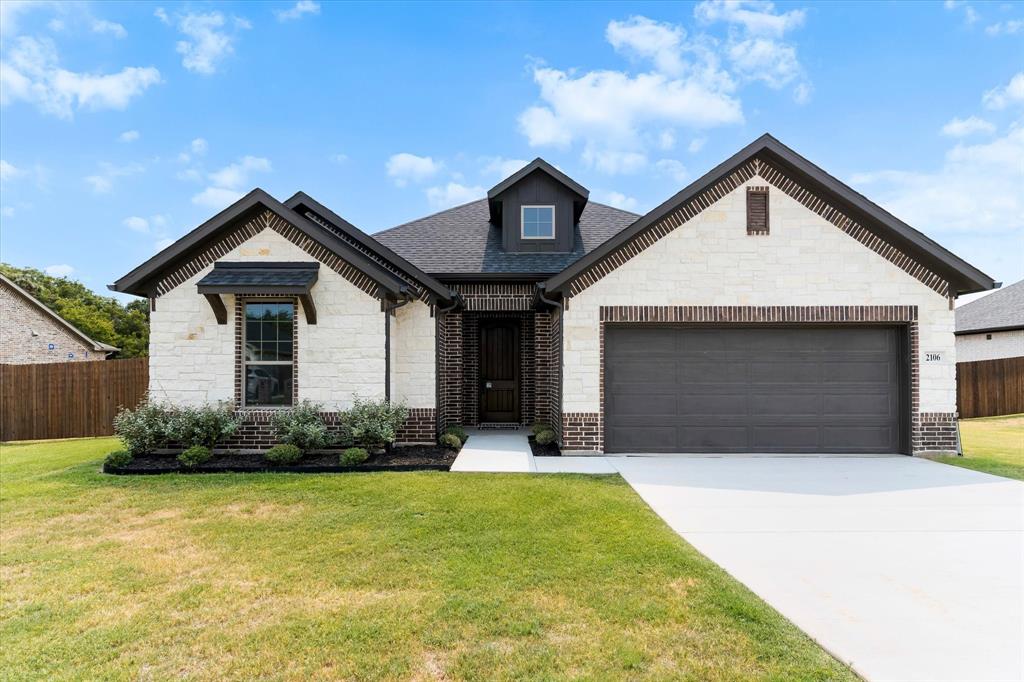 2106 Briarwood Drive — photo