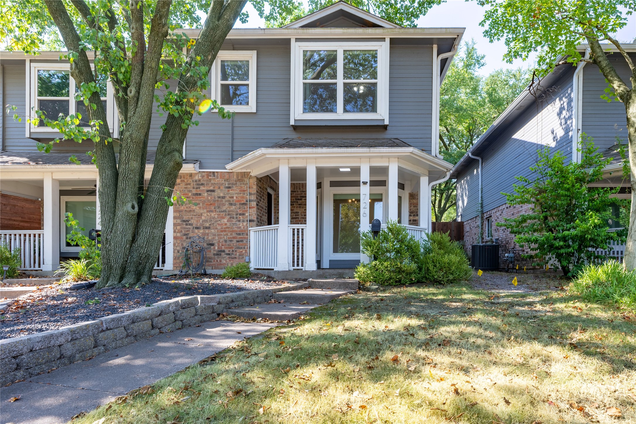 726 W Canty Street — photo