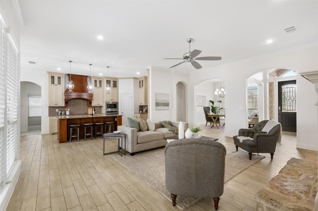 10909 Chriswood Drive — photo