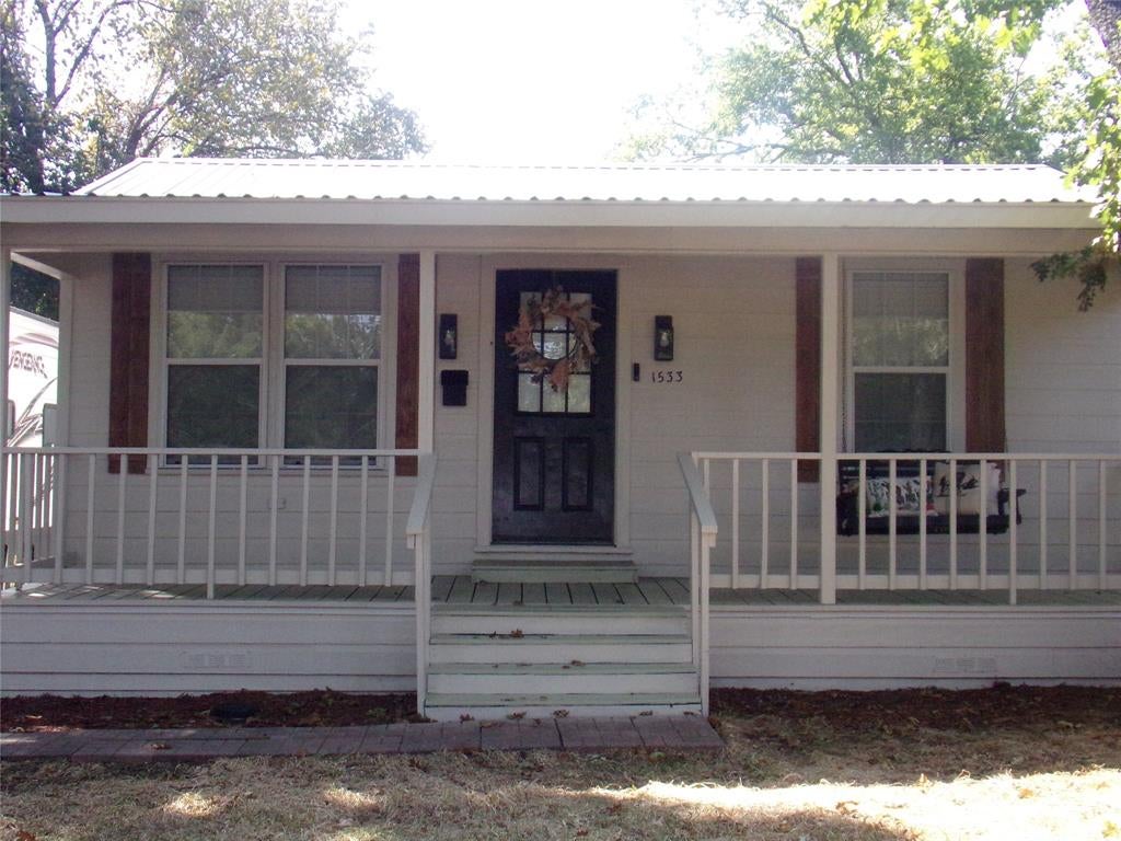 1533 W 6th Street — photo