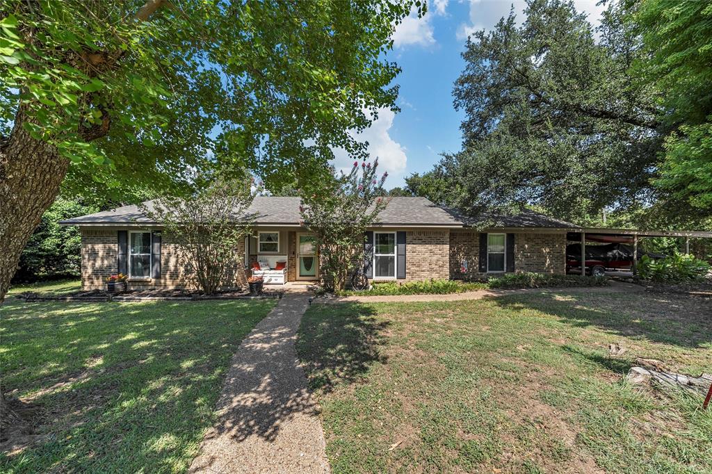 611 Rosenthal Road — photo