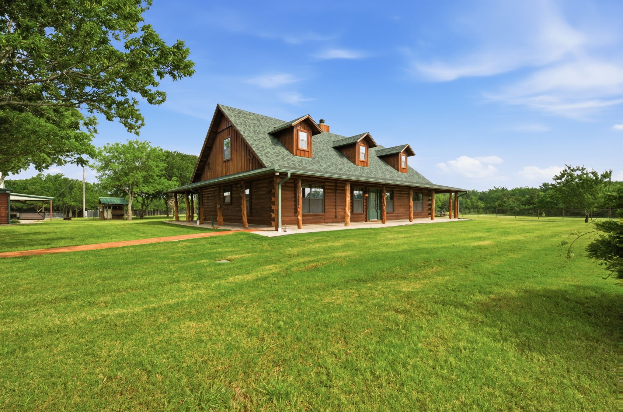 465 Emberson Ranch Road, Pilot Point, TX 76258 — photo 3