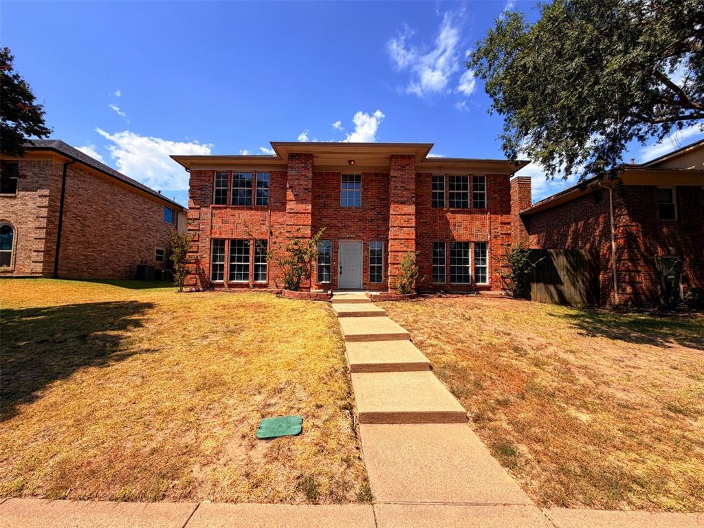 2405 Waterloo Lane — photo