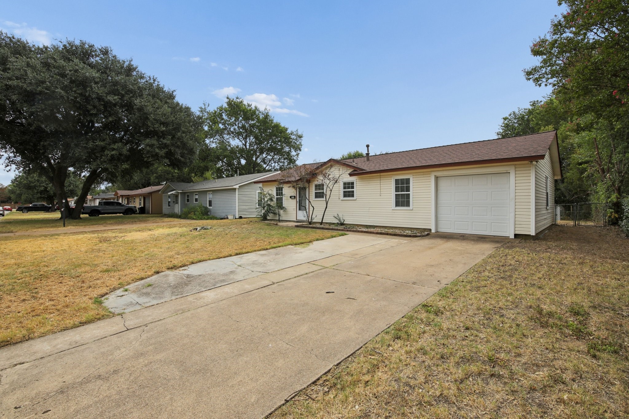 117 Tarrant Drive, Euless, TX 76039 — photo 3