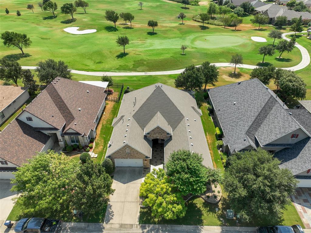 9813 Cypress Street — photo