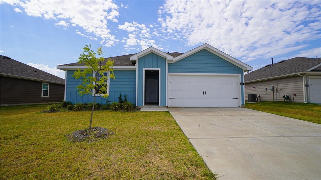 211 Wrought Iron Drive — photo
