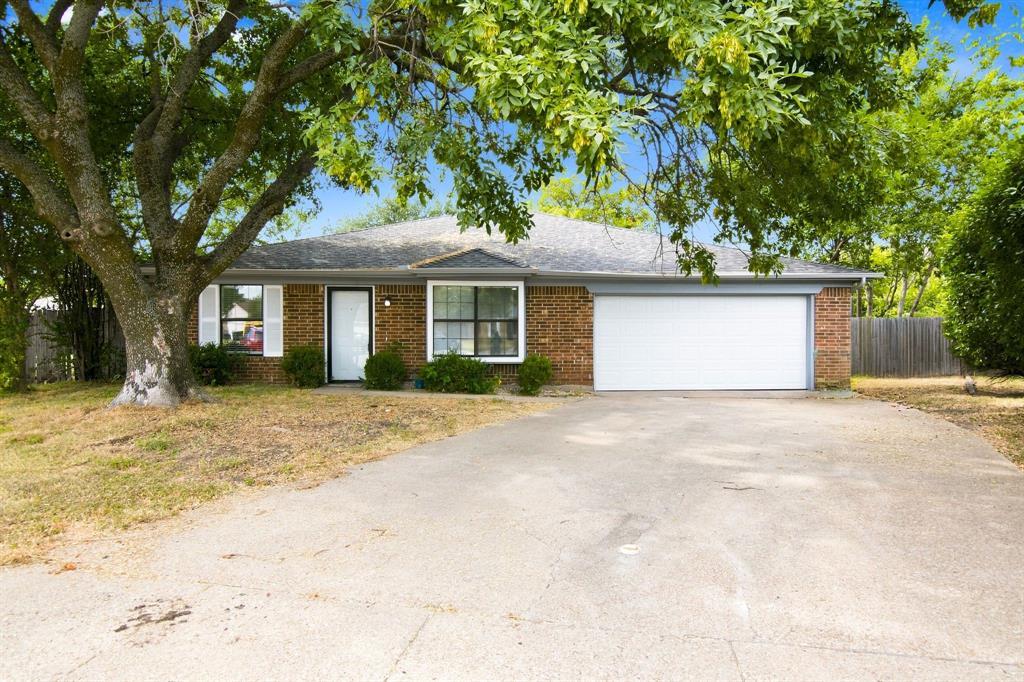 6400 Twin Spruce Court — photo
