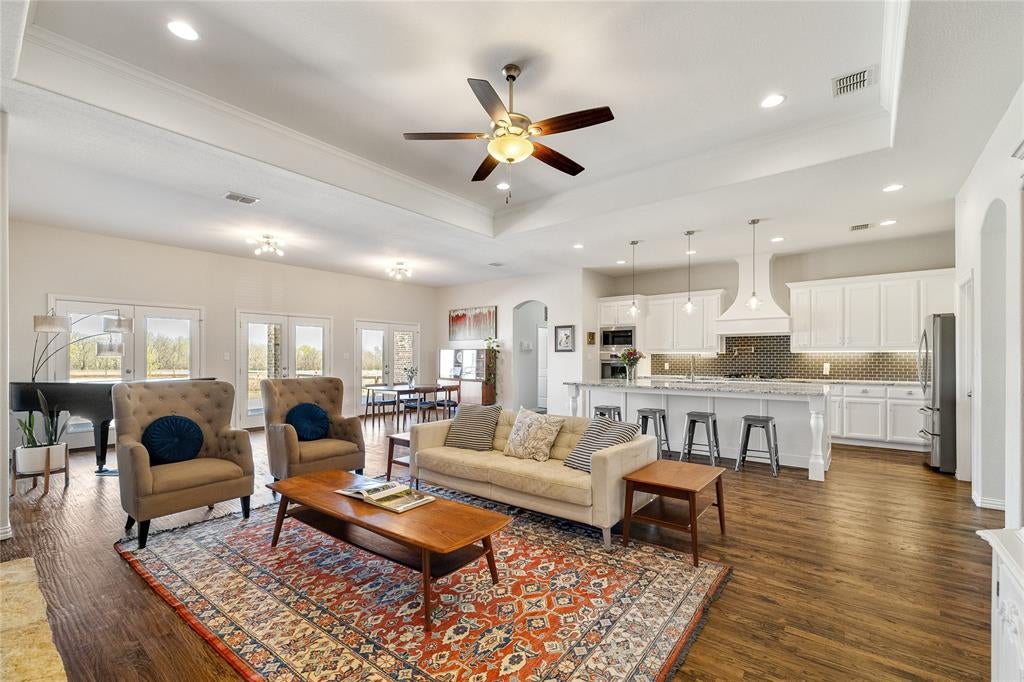 5750 High Mesa Drive — photo